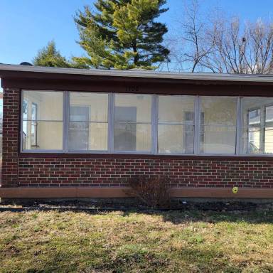Main picture of 1706 N Somerset Ave