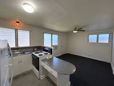 Main picture of 825 Olokele Ave