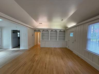 Main picture of 140 Valley Rd