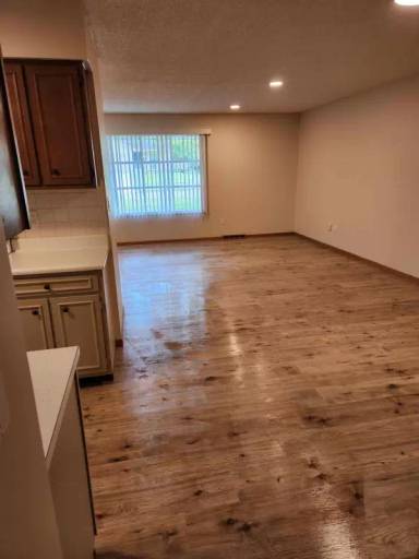 Main picture of 612 E Colorado Ave