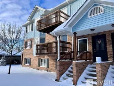 Main picture of 212 Pinewood Dr