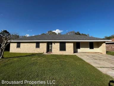 Main picture of 135 Driftwood Dr