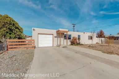 Main picture of 1201 Arvilla Ave NW