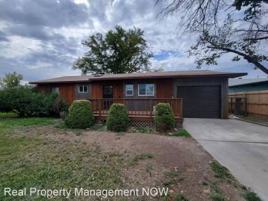 Main picture of 2405 Mesa Ave