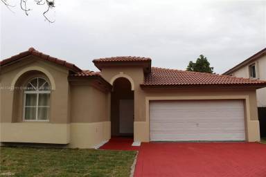 Main picture of 13225 SW 283rd Ter