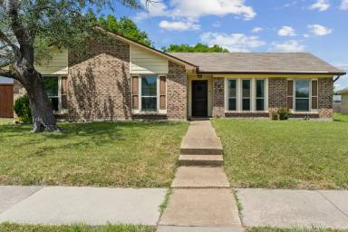 Main picture of 805 Harvest Glen Dr