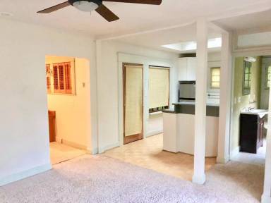 Main picture of 718 E 18th Ave