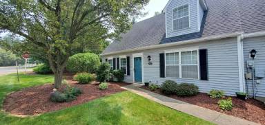 Main picture of 868 W Kensington Ln