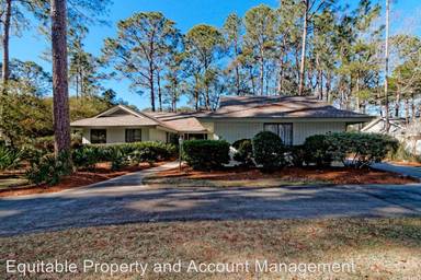 Main picture of 15 Towhee Rd
