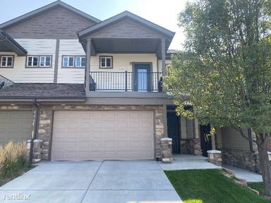 Main picture of 773 W Club Oaks Dr