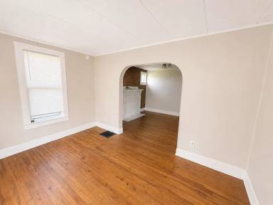 Main picture of 17 Poplar Ave
