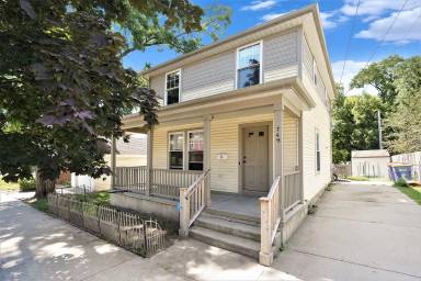 Main picture of 749 Dolbee Ave SE