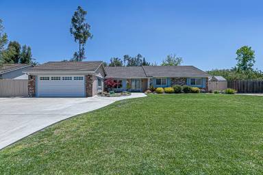 Main picture of 4484 Coachman Way