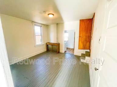 Main picture of 551 Linden Ave