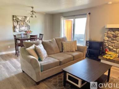 Main picture of 2211 Sentry Dr