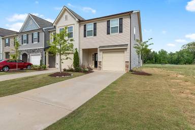 Main picture of 187 Polaris Ave