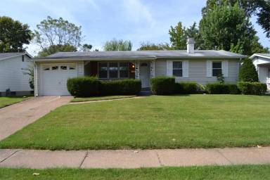 Main picture of 2125 Collier Dr