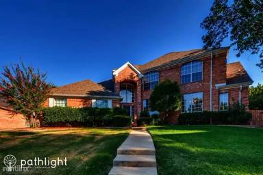 Main picture of 114 Lake Forest Ct