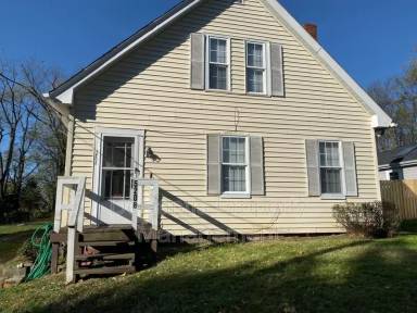 Main picture of 5208 Lark St