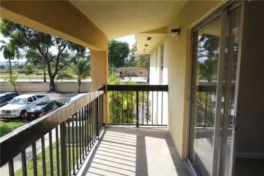 Main picture of 11505 NW 22nd Ave
