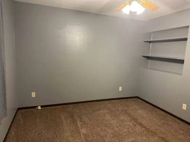 Main picture of 10 Bonneville Dr