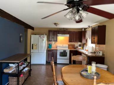 Main picture of 189 Lawrence Rd