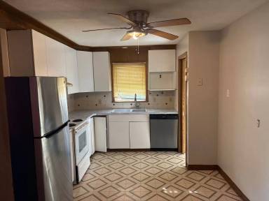 Main picture of 9804 Alexander Rd