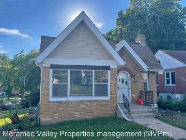 Main picture of 9013 Niles Pl