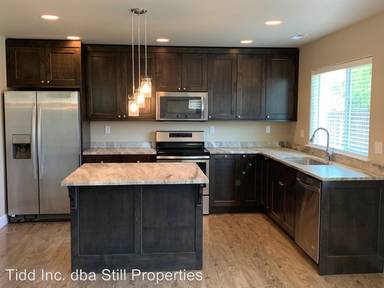 Main picture of 113 Vineyard Ln