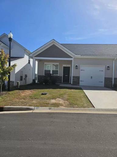 Main picture of 369 Highline Trl