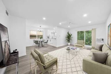 Main picture of 1348 N Vista St