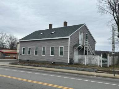 Main picture of 120 Main St