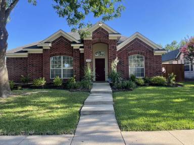 Main picture of 3825 Rolling Hills Dr