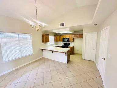 Main picture of 4702 W Mesa Ave