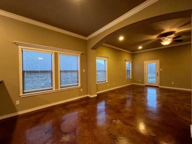 Main picture of 3008 Silver Saddle Dr