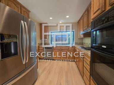 Main picture of 5206 Rooster Dr
