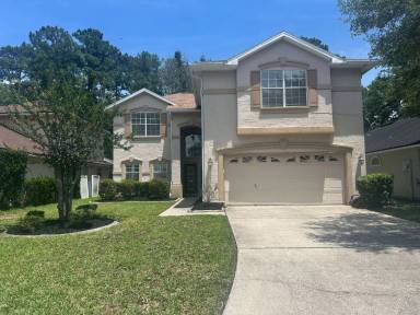 Main picture of 572 Redberry Ln