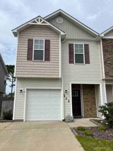 Main picture of 301 - 303 Frisco Way