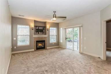 Main picture of 621 Grandview Ct
