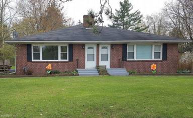 Main picture of 3182 60th St SE