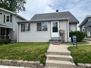 Main picture of 325 Dalgren Ave
