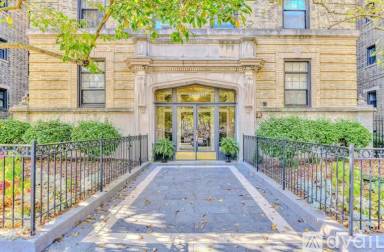 Main picture of 1000 Hudson St
