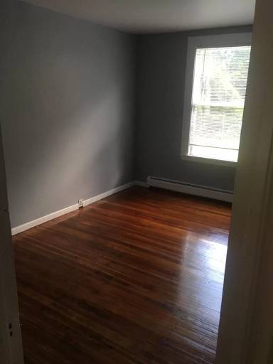 Main picture of 718 W Water St