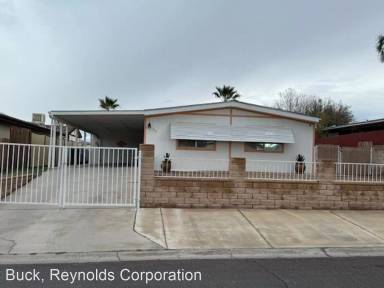 Main picture of 895 Roadrunner Dr