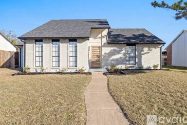 Main picture of 2717 Poplar Trl