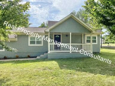 Main picture of 201 S Jackson St