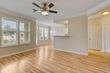 Main picture of 1514 Rosewood Ln