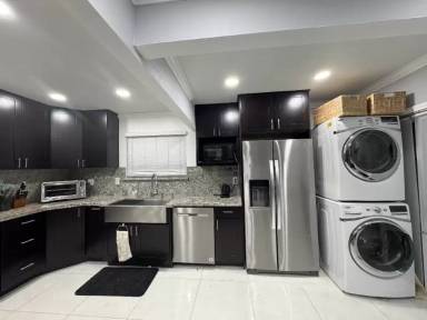 Main picture of 5413 W 4th St
