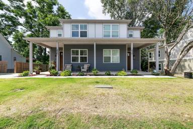 Main picture of 256 Morgan St
