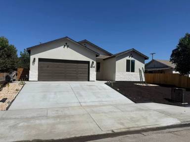 Main picture of 414 NE 2nd Ave